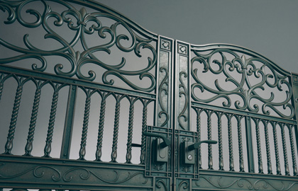 2型　三協アルミ　門まわり　モダン　おしゃれ　エクステリア　愛知・名古屋の外構専門店パートナーホームのエクステリア　製品一覧　鋳物門扉　エルジェント|パートナーホーム