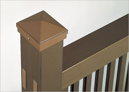 柱カバー（屋根なしタイプ） アルミ柱のキャップには、樹脂キャップを採用。　三協アルミ　門まわり　モダン　おしゃれ　エクステリア　愛知・名古屋の外構専門店パートナーホームのエクステリア　製品一覧　鋳物門扉　アルミ門戸　福野|パートナーホーム