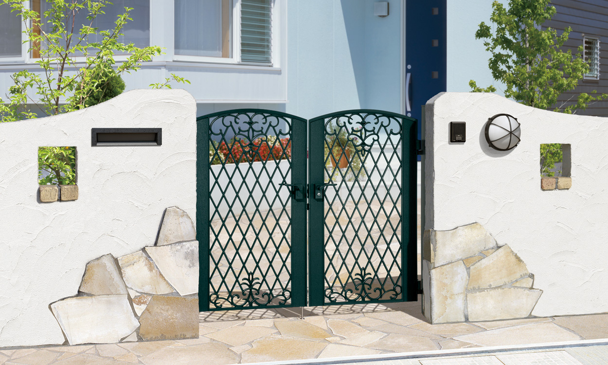 1型 アートグリーン／レバーハンドル錠（LHZｰ01）／0712　三協アルミ　門まわり　モダン　おしゃれ　エクステリア　愛知・名古屋の外構専門店パートナーホームのエクステリア　製品一覧　鋳物門扉　フェアル|パートナーホーム