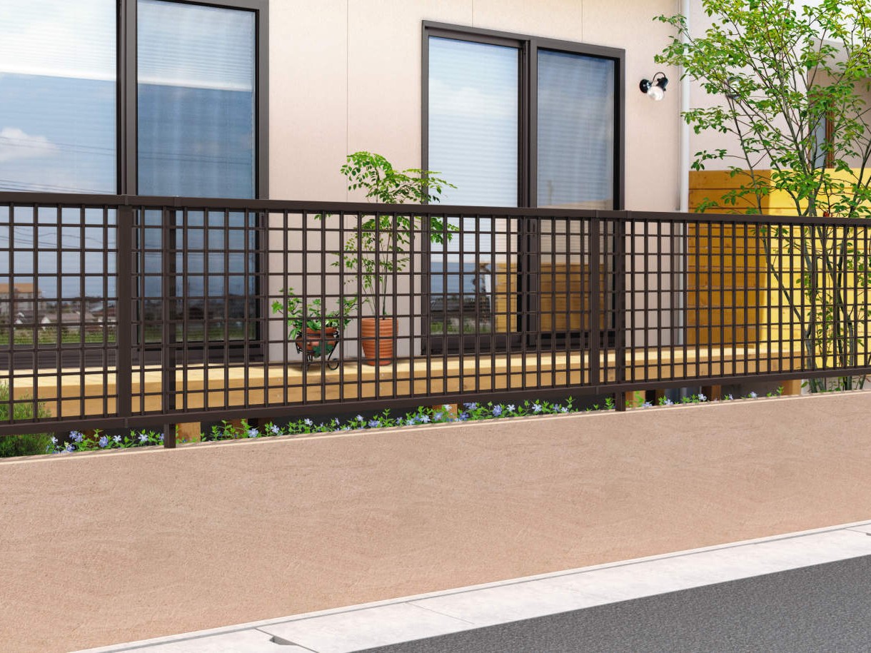 三協アルミ　形材フェンス　レジリア　YK1型・TK1型・TYK型【外構エクステリア商品】|サムネイル　TYK型 （マス格子）　三協アルミ　門・フェンスまわり　フェンス・スクリーン　目隠し　モダン　おしゃれ　エクステリア　愛知・名古屋の外構専門店パートナーホームのエクステリア　製品一覧　形材フェンス　レジリア|パートナーホーム