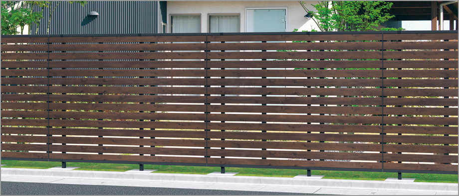 三協アルミ　門・フェンスまわり　フェンス・スクリーン　目隠し　モダン　おしゃれ　エクステリア　愛知・名古屋の外構専門店パートナーホームのエクステリア　製品一覧　形材フェンス　シャトレナⅡ　ハイタイプ|パートナーホーム