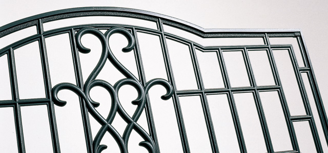 B型　三協アルミ　門・フェンスまわり　フェンス・スクリーン　目隠し　モダン　おしゃれ　エクステリア　愛知・名古屋の外構専門店パートナーホームのエクステリア　製品一覧　鋳物フェンス　ジョイラル|パートナーホーム