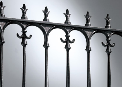 6型　三協アルミ　門・フェンスまわり　フェンス・スクリーン　目隠し　モダン　おしゃれ　エクステリア　愛知・名古屋の外構専門店パートナーホームのエクステリア　製品一覧　鋳物フェンス　ファンセル|パートナーホーム