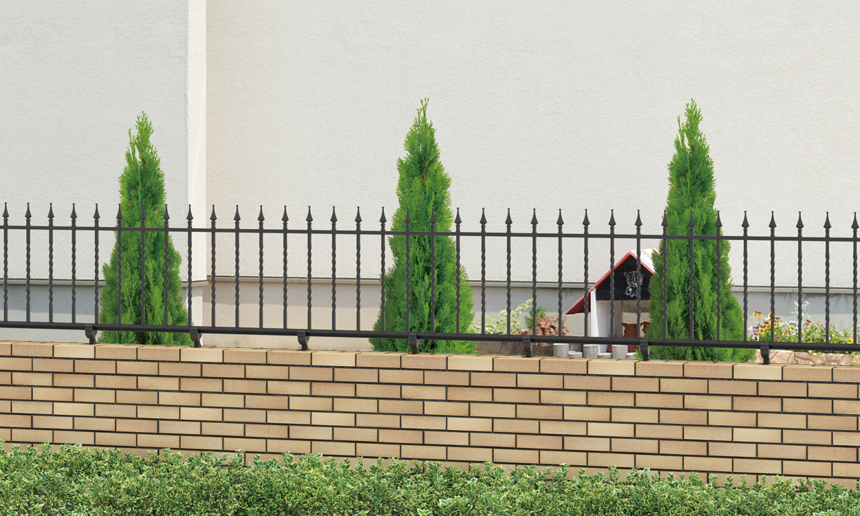 1型 フリー支柱タイプ／アートブラック（KA）／1006　三協アルミ　門・フェンスまわり　フェンス・スクリーン　目隠し　モダン　おしゃれ　エクステリア　愛知・名古屋の外構専門店パートナーホームのエクステリア　製品一覧　鋳物フェンス　キャスタイル|パートナーホーム