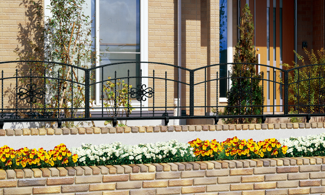 1型 オーナメントA1型　三協アルミ　門・フェンスまわり　フェンス・スクリーン　目隠し　モダン　おしゃれ　エクステリア　愛知・名古屋の外構専門店パートナーホームのエクステリア　製品一覧　鋳物フェンス　プロヴァンス|パートナーホーム