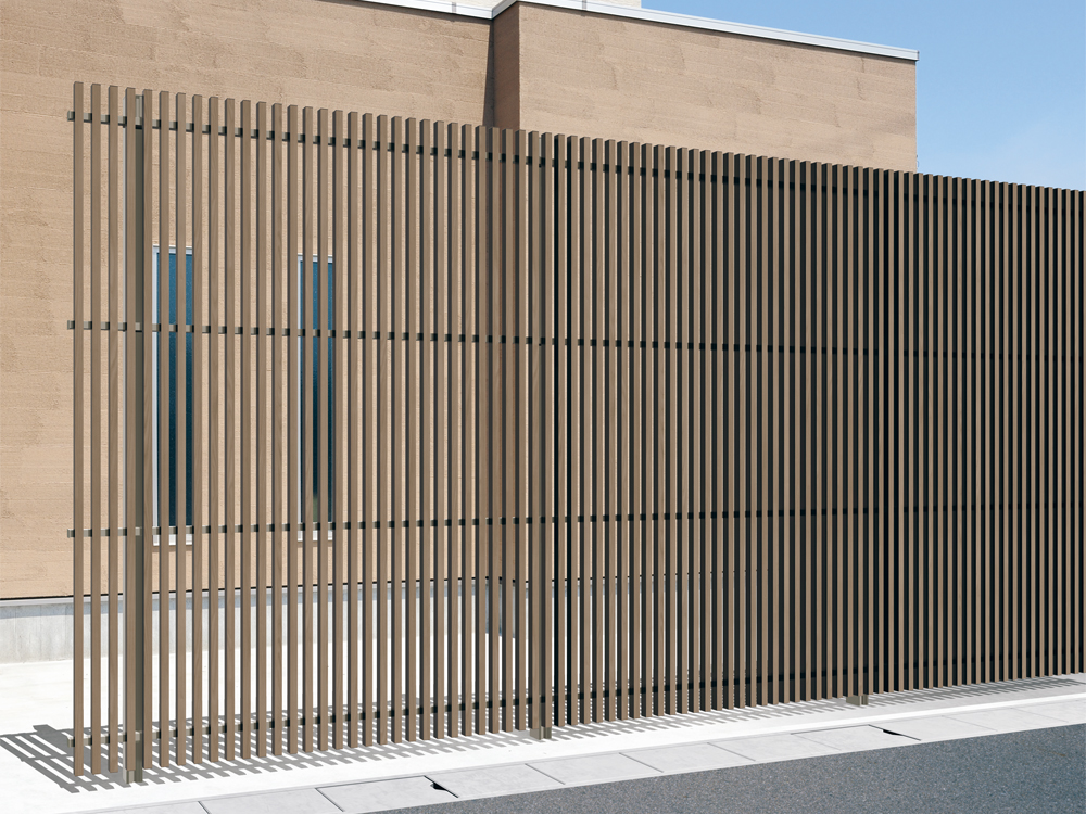 M1型2026年4月 発売予定 NEU（シナモンエルム・アーバングレー）／フリー支柱タイプ／2030　三協アルミ　門・フェンスまわり　フェンス・スクリーン　目隠し　モダン　おしゃれ　エクステリア　愛知・名古屋の外構専門店パートナーホームのエクステリア　製品一覧　ガーデンスクリーン　エルファード片面タイプ|パートナーホーム