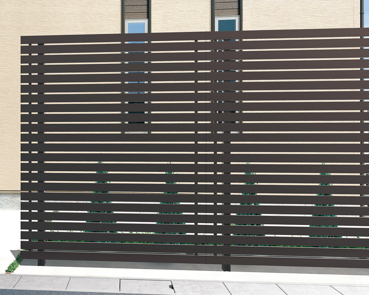 4型 ダークブロンズ（BD）／フリー支柱タイプ／2025（2008＋2008＋2010）　三協アルミ　門・フェンスまわり　フェンス・スクリーン　目隠し　モダン　おしゃれ　エクステリア　愛知・名古屋の外構専門店パートナーホームのエクステリア　製品一覧　ガーデンスクリーン　エルファード片面タイプ|パートナーホーム
