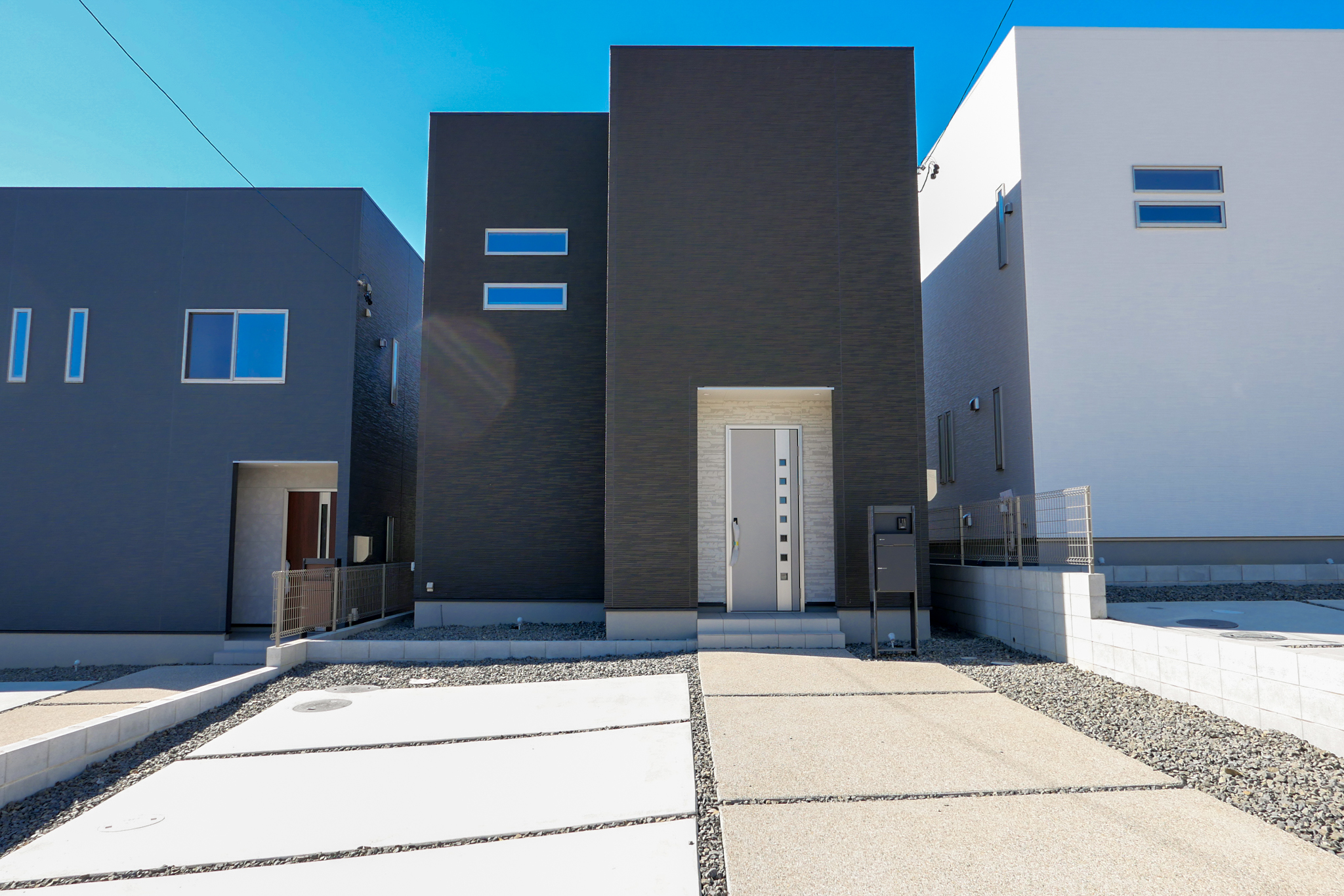 外構工事　エクステリア　アプローチ特集　おしゃれ　洗い出しコンクリート打ち　愛知・名古屋の外構専門店　パートナーホーム|パートナーホーム