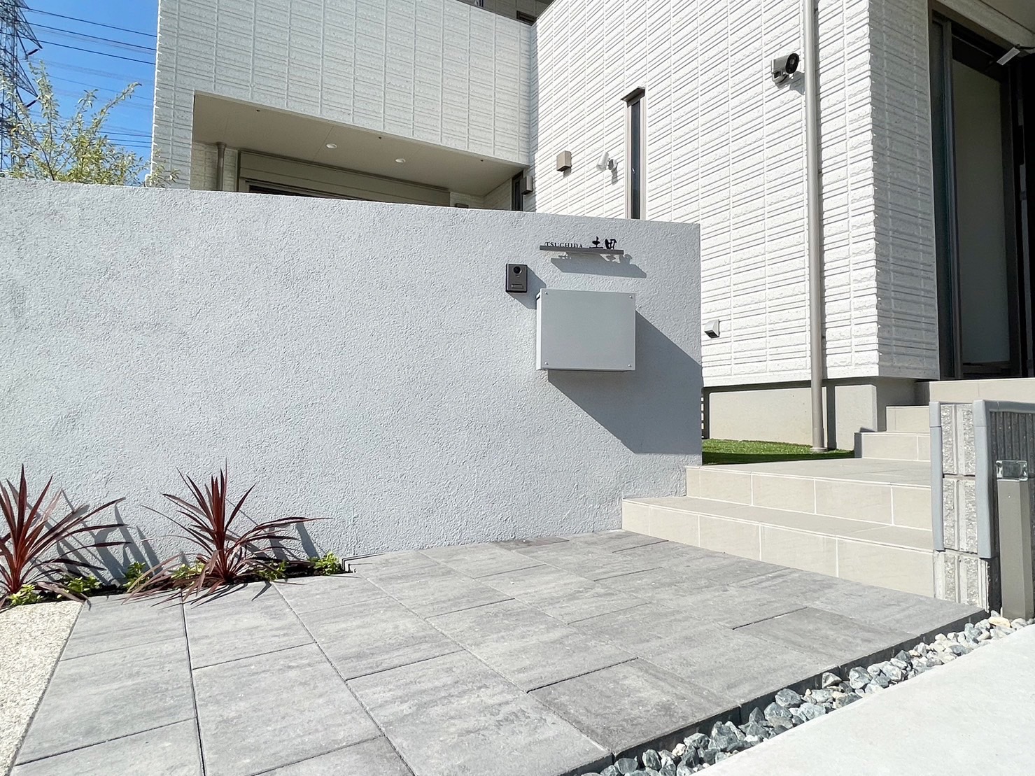 外構工事　エクステリア　アプローチ特集　おしゃれ　タイル舗装　愛知・名古屋の外構専門店　パートナーホーム|パートナーホーム