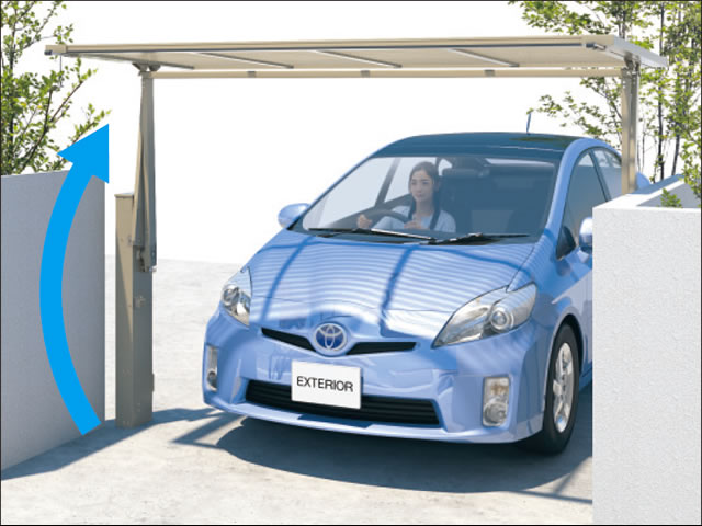 リモコン操作でラクラク開閉 車の中から開閉操作ができるので便利です。 ※出入り後は、扉を開いた状態のまま放置しないでください。　三協アルミ　車庫まわり　　カーポート　モダン　おしゃれ　エクステリア　愛知・名古屋の外構専門店パートナーホームのエクステリア　製品一覧　跳ね上げ門扉　ラビーネ|パートナーホーム